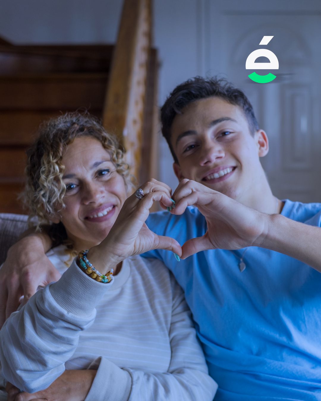 ÉNFASIS: SALUD EN CASA, CON CUIDADO HUMANO